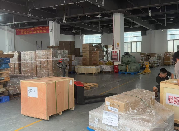 发货自中国至迪拜运输时间和运费